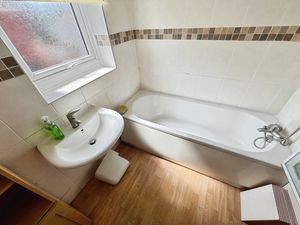 Bathroom - click for photo gallery